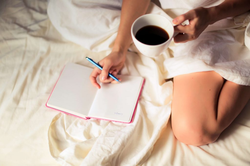 8 Morning Habits To Increase Productivity get up early